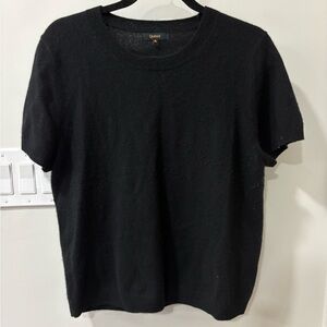 • Quince Mongolian Cashmere Tee •